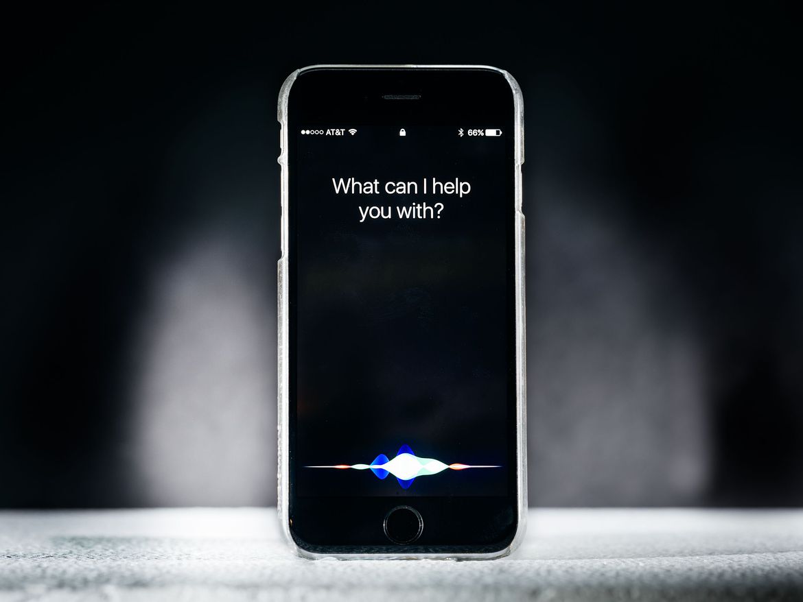 Apple's Siri: A cheat - TechRepublic