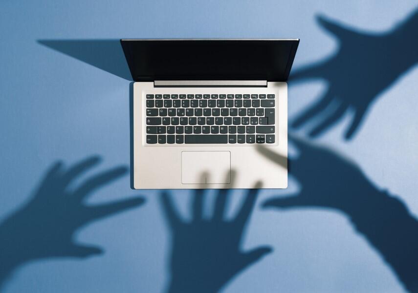 shadow-it-cybersecurity-laptop-theft.jpg