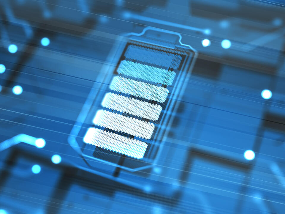 Moore's Law doesn't work for batteries, but innovations are coming anyway