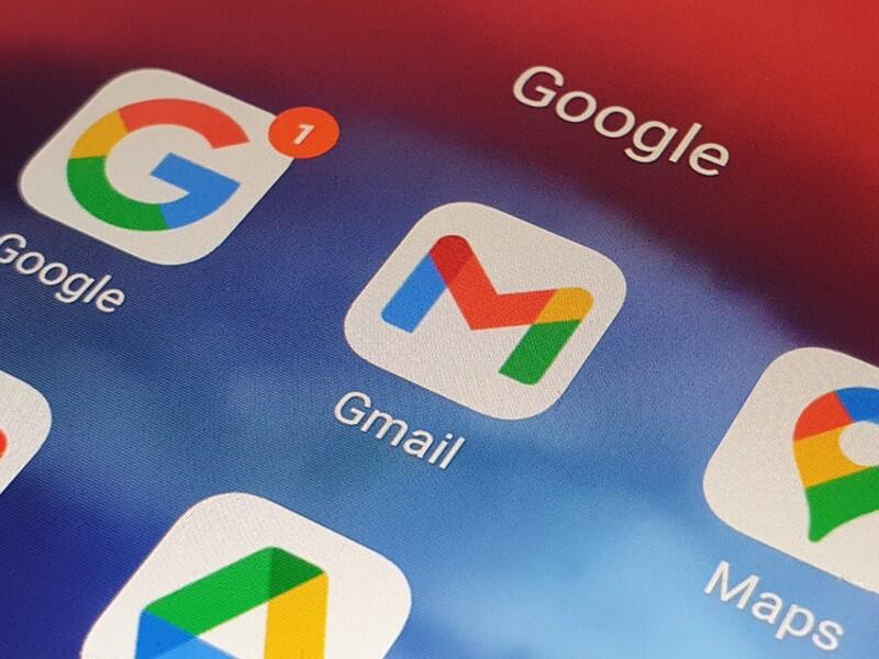 Gmail icon on cell phone