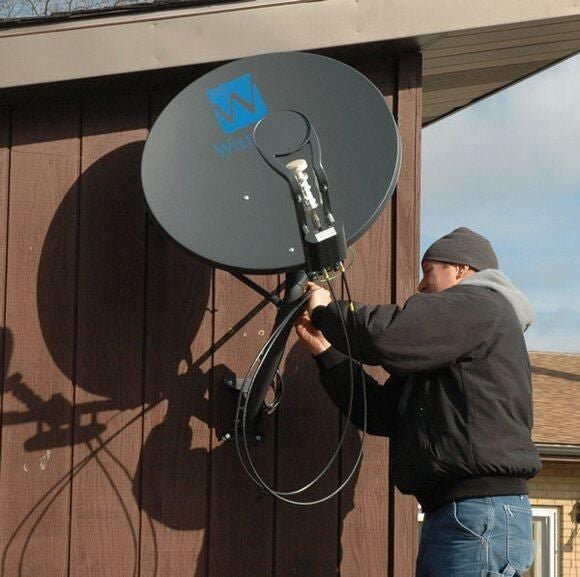 WildBlue two-way satellite Internet (1 of 10)