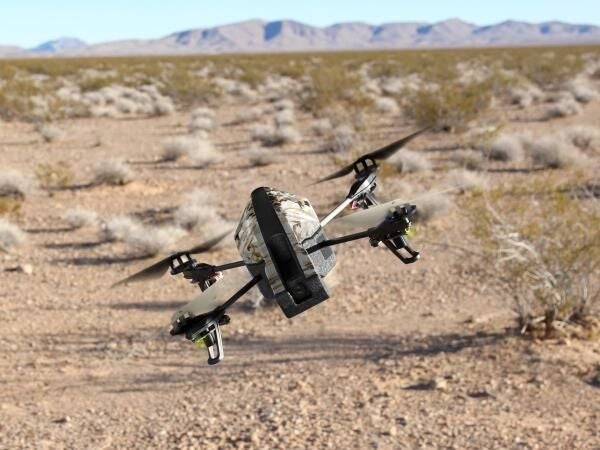 ar-drone-2-0-sand1.jpg