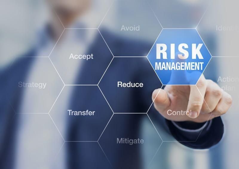 riskmanagement-istock-584210406.jpg