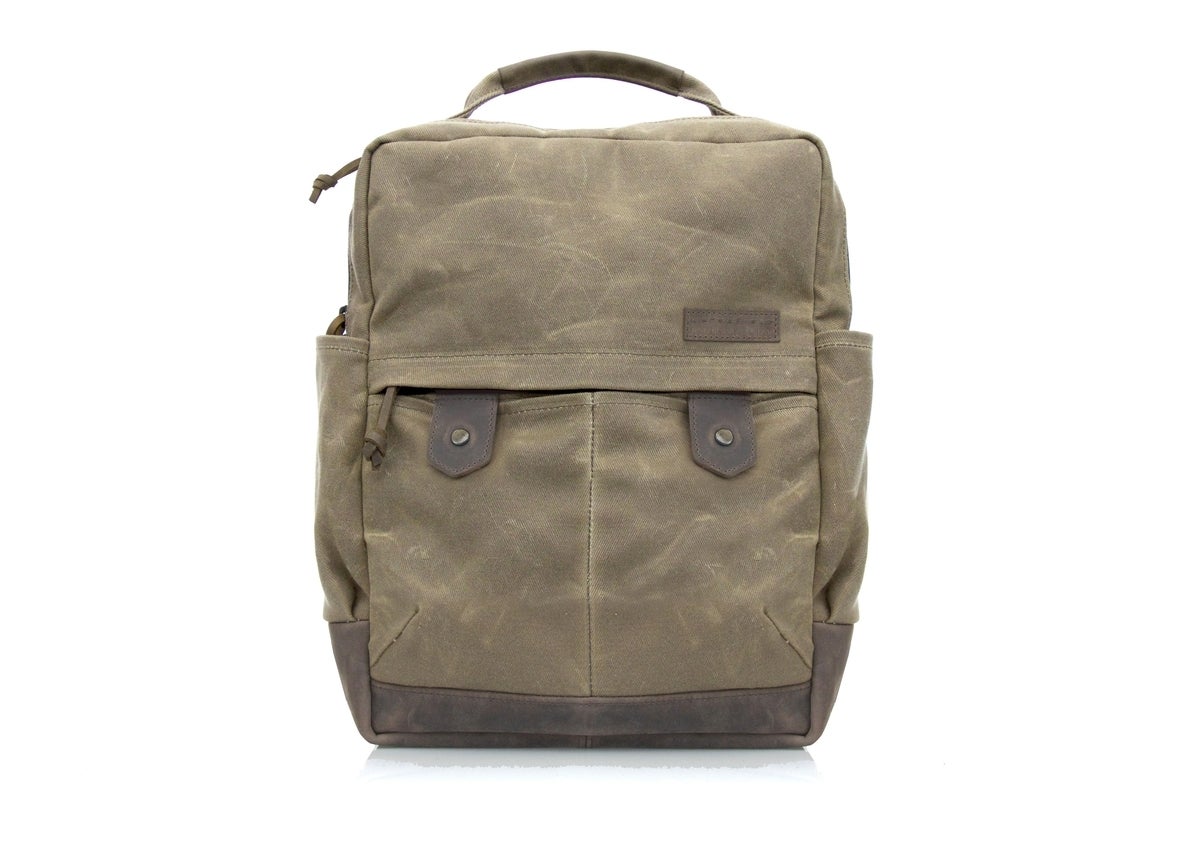 waterfield-bolt-backpack-grizzly.jpg