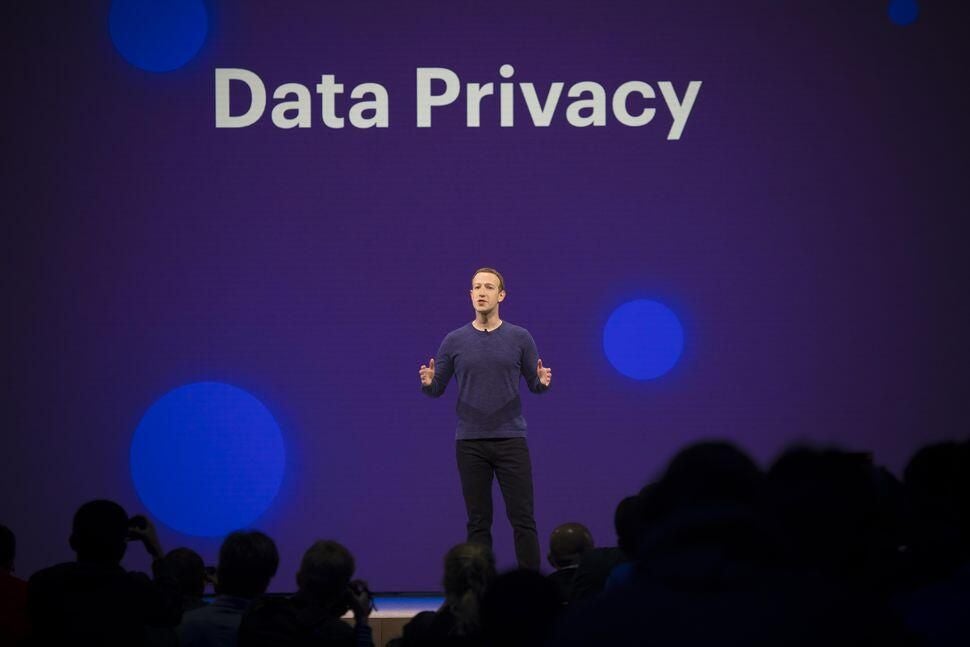 facebook-f8-mark-zuckerberg-data-privacy-2018-0218.jpg