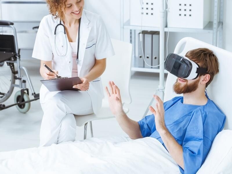 forælder parfume Dømme VR in the ER: French hospital uses virtual reality to relieve pain |  TechRepublic