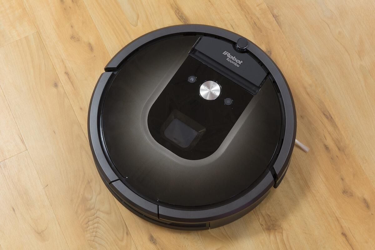 Roomba 980 on wood floor