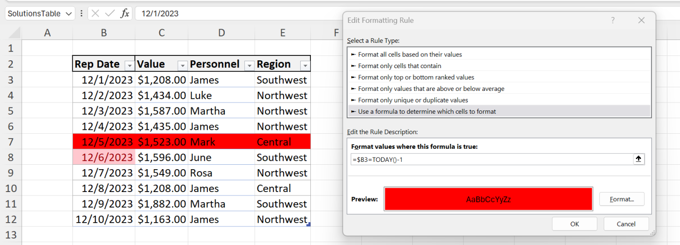 Screenshot that says this rule applies a red fill color when the rule is TRUE.