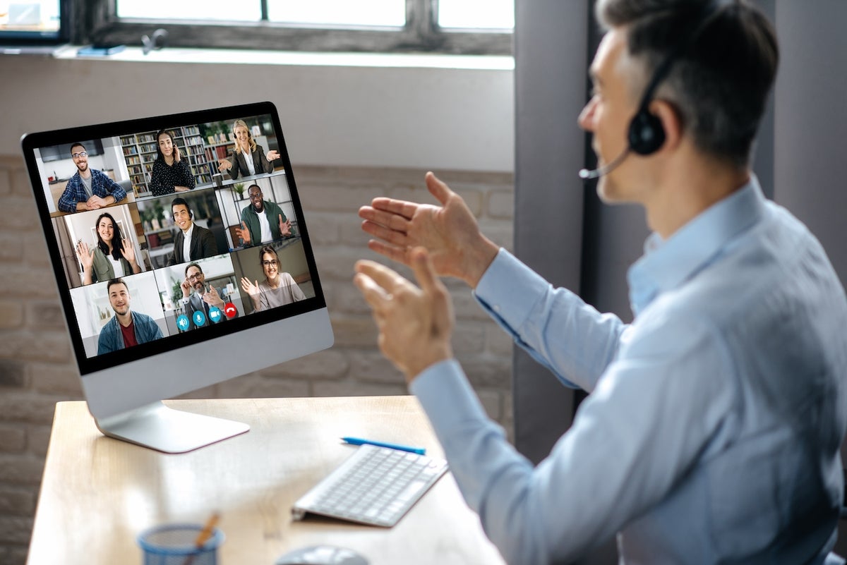 Digital workspace and virtual collaboration.